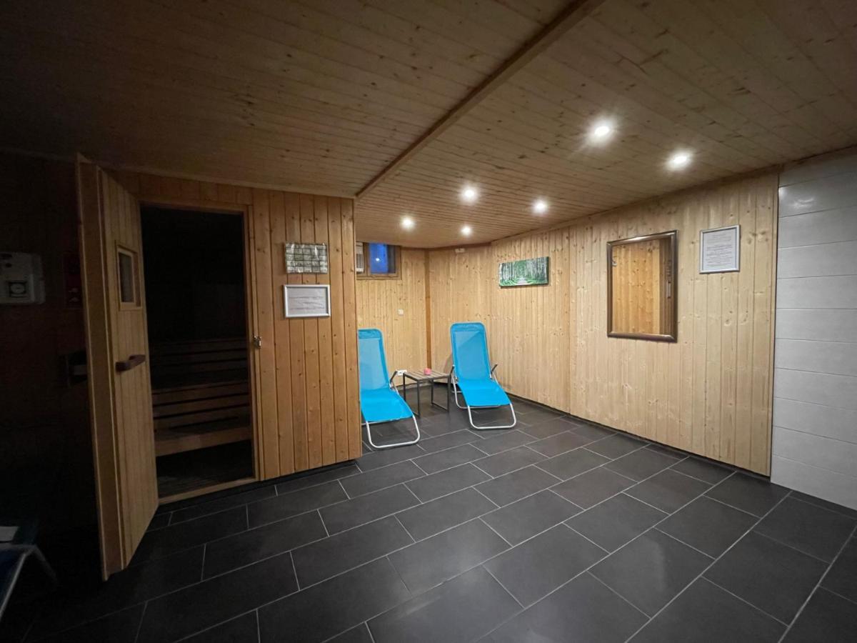 Geraeumiges Domizil Mit Bergblick Und Sauna Oberwössen 外观 照片