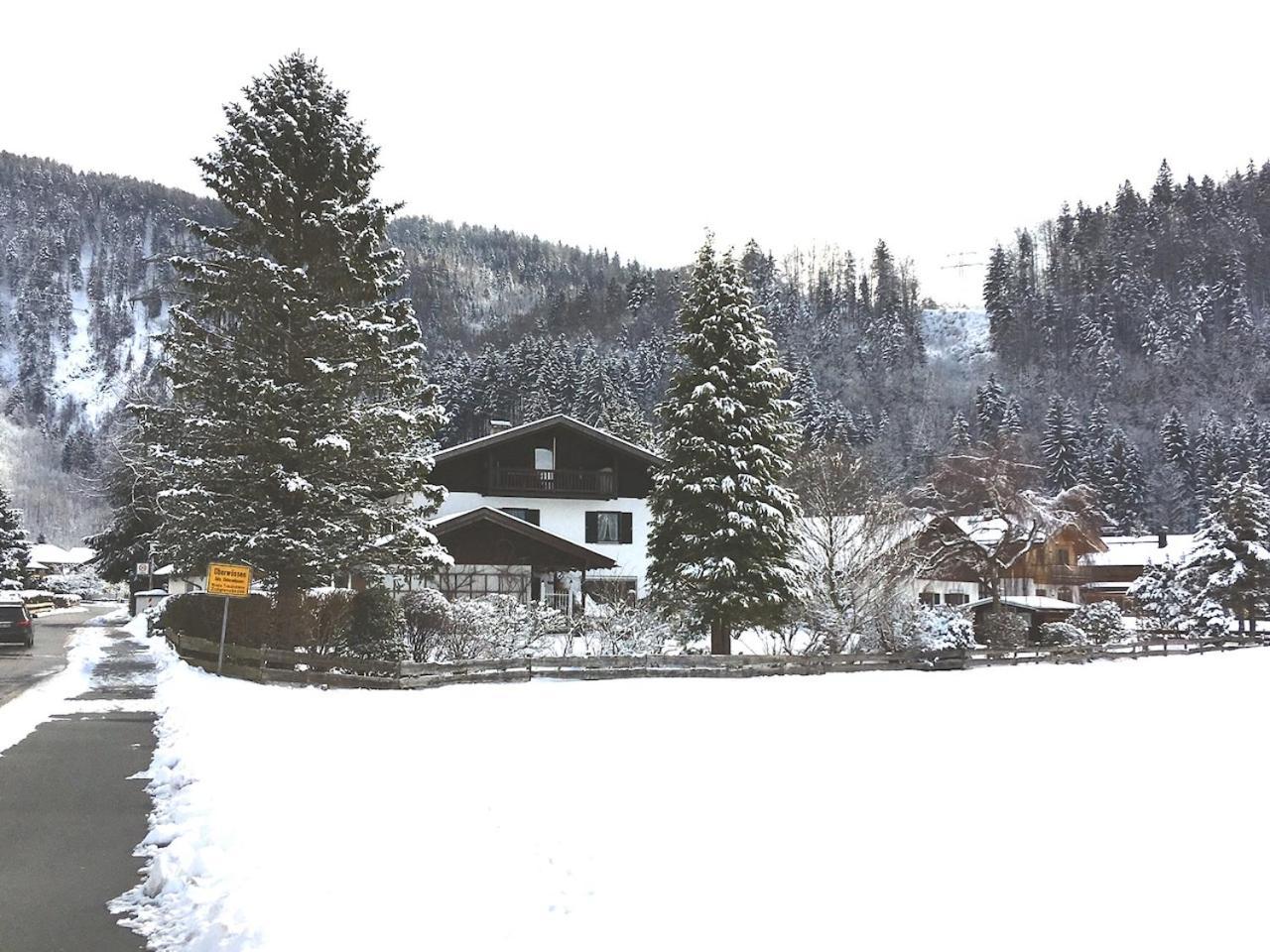 Geraeumiges Domizil Mit Bergblick Und Sauna Oberwössen 外观 照片
